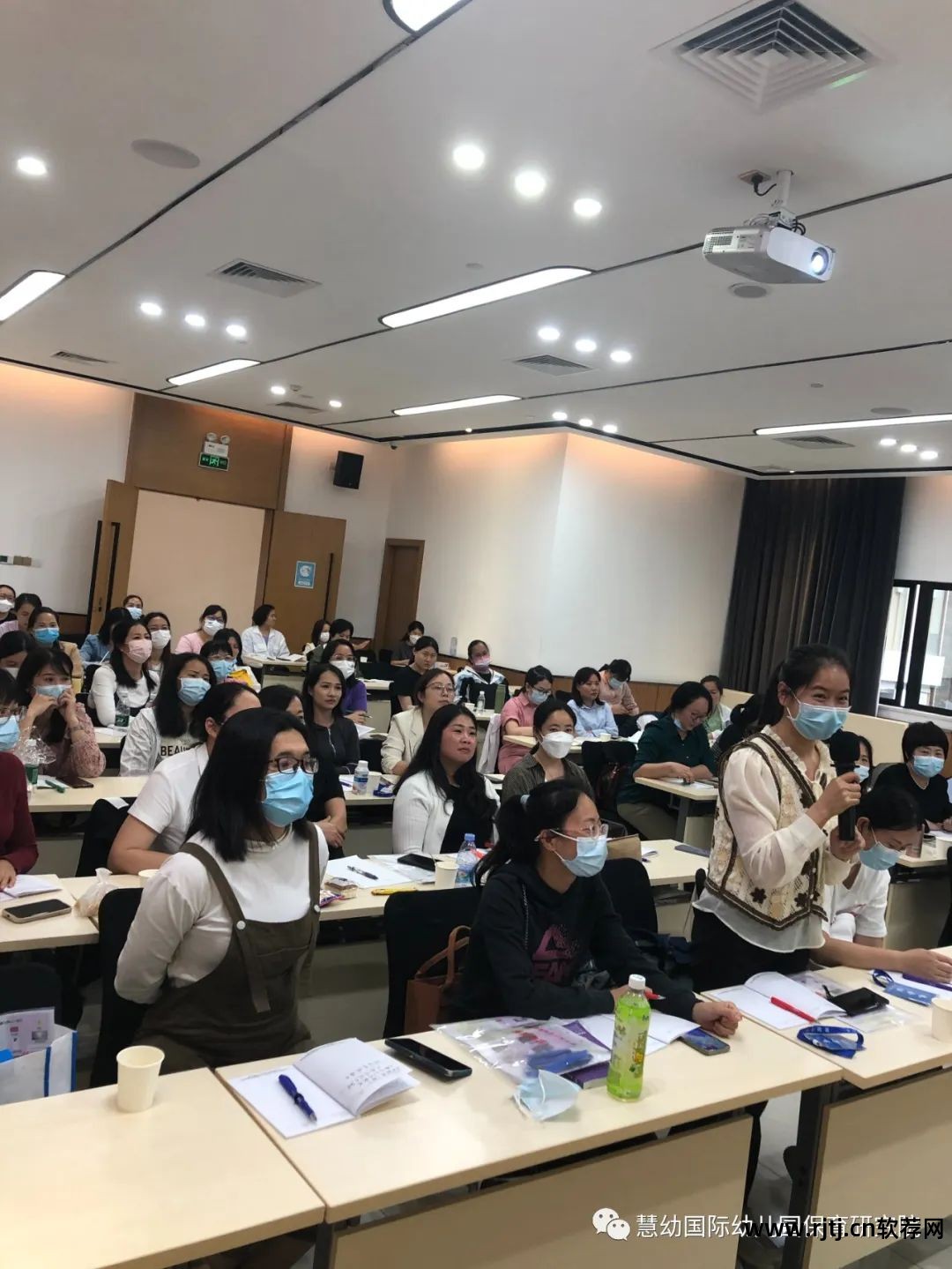 幼儿园带量食谱制作软件_幼儿园带量食谱软件_幼儿园食谱带量计算的软件