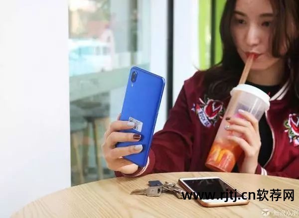 锁屏拍照app_锁屏错了拍照软件_锁屏拍照错软件怎么办