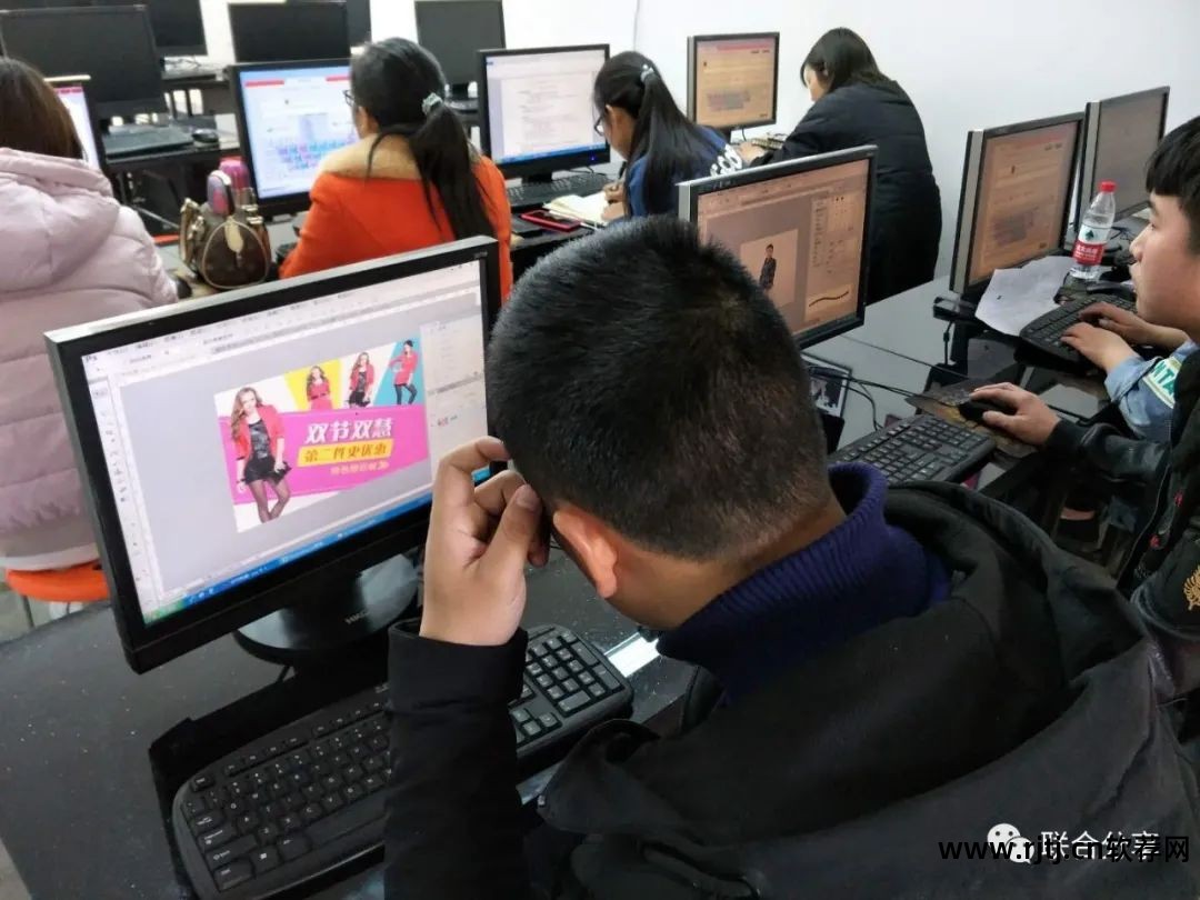 文员办公软件教程_办公教程文员软件是什么_办公文员常用办公软件教程视频