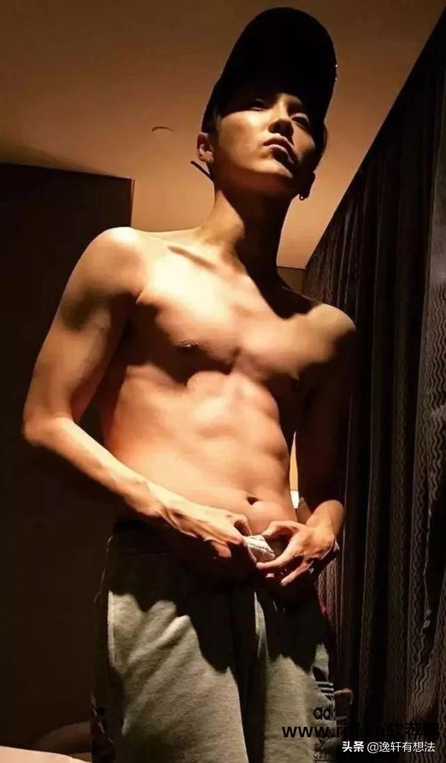 腹肌吧里面的都是用什么美图软件_腹肌图显示_腹肌美图秀秀