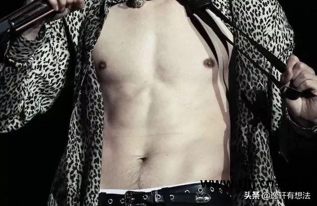 腹肌吧里面的都是用什么美图软件_腹肌美图秀秀_腹肌图显示