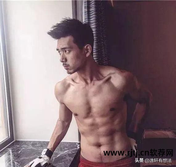 腹肌图显示_腹肌美图秀秀_腹肌吧里面的都是用什么美图软件